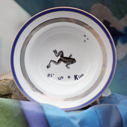 Gi' Us A Kiss Bowl
